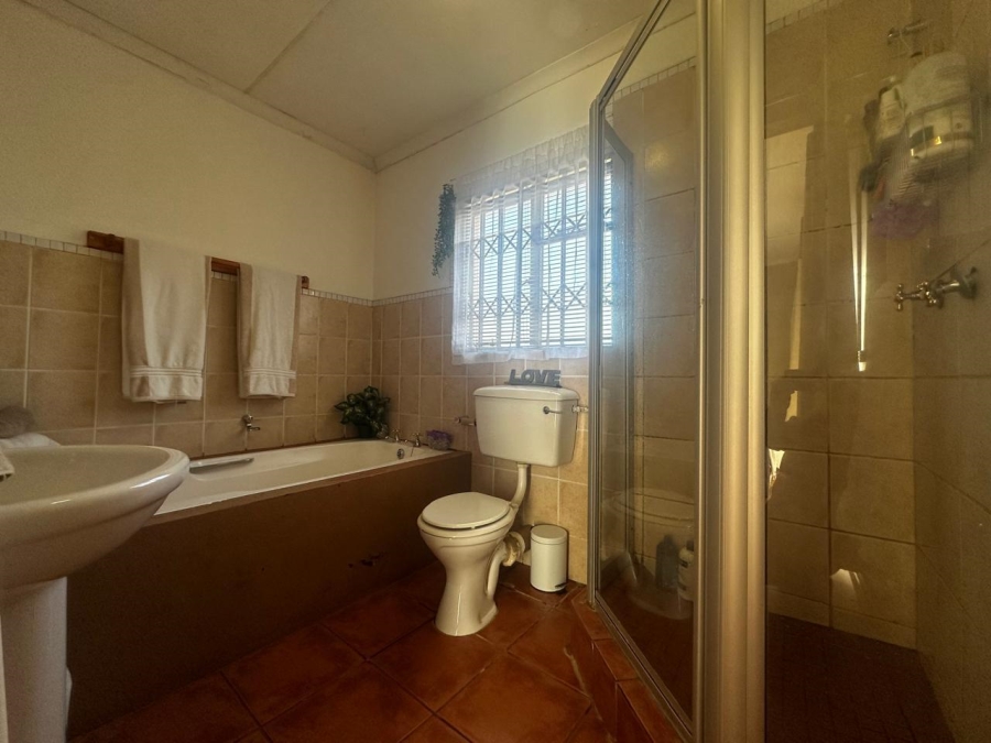 3 Bedroom Property for Sale in Pellissier Free State